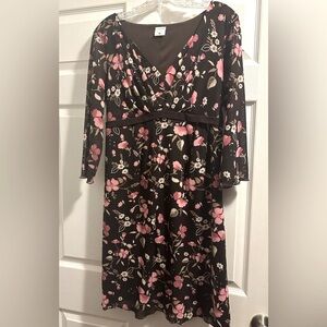 Motherhood Maternity Floral Tie Back Dress. Size Large. NWOT.